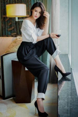 迷之彼女